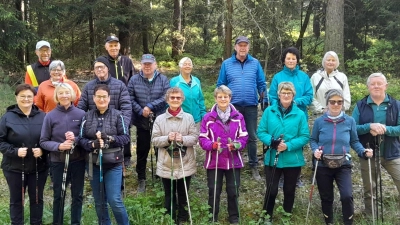 Teilnehmer beim Frühstückswalking (Bild: Wolfgang Graser)