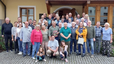 Der Weidener Comic-Club und die Mitglieder des Hansrudi-Wäscher-Fanclubs beim großen Treffen.  (Bild: Helmut Kunz)
