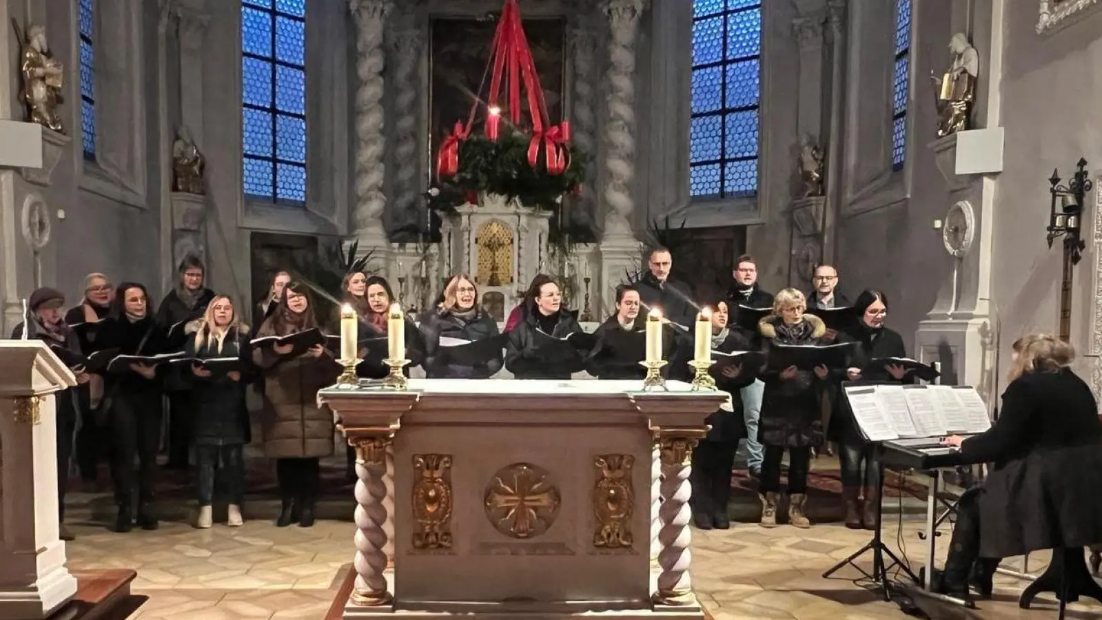 Chor VOCAMUS-Pfreimd der Sing- und Musikschule Pfreimd (Bild: Irmi Greiner)