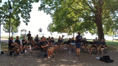 Platzkonzert am Plattensee. (Bild: Stefanie Gradl)