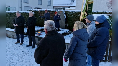 Die Rehbühlsiedler gedenken der Toten. (Bild: R. Kreuzer)