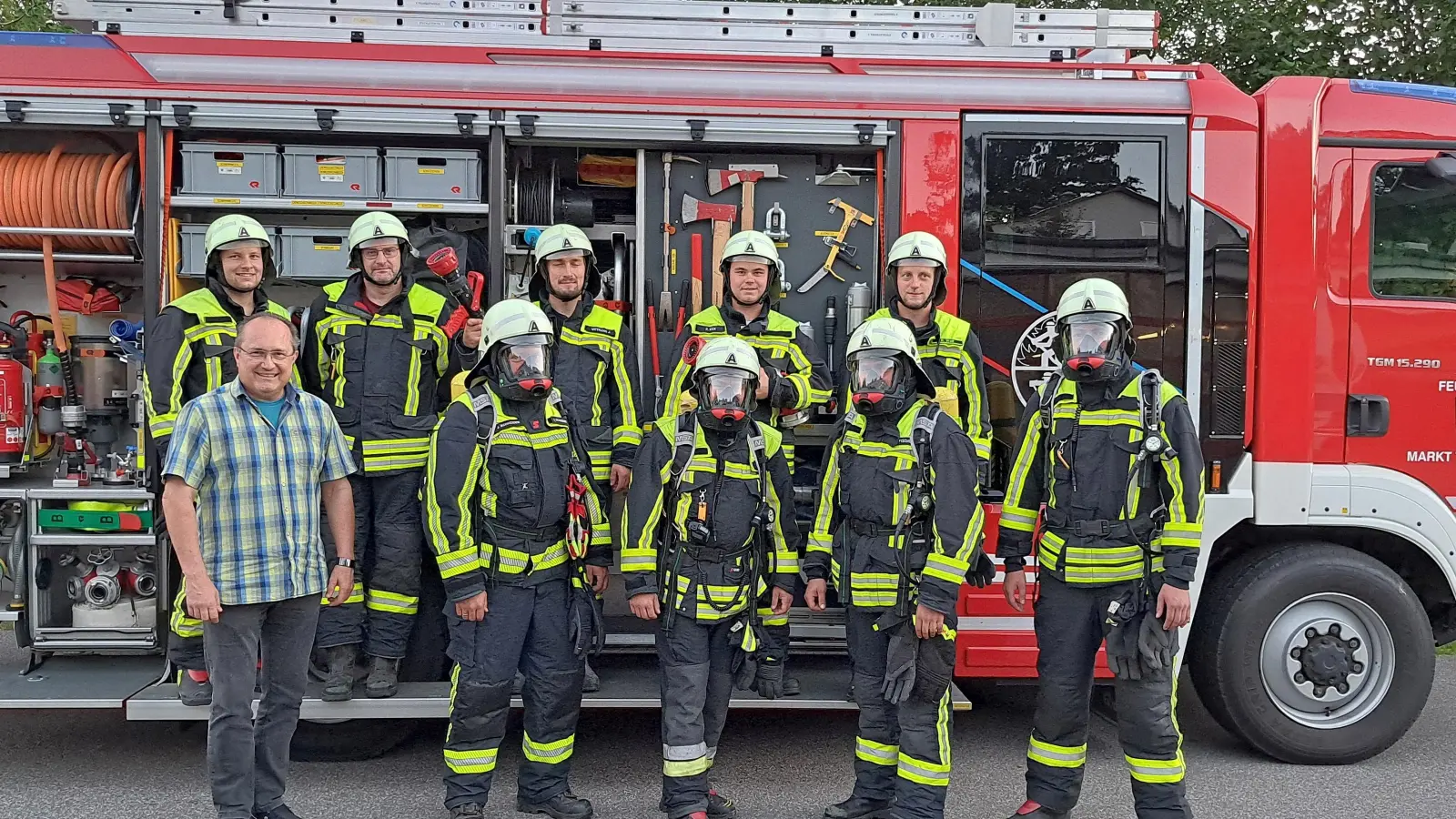 Neue Atemschutzgeräte für die Feuerwehr Tännesberg (Bild: Bernhard Zimmet)