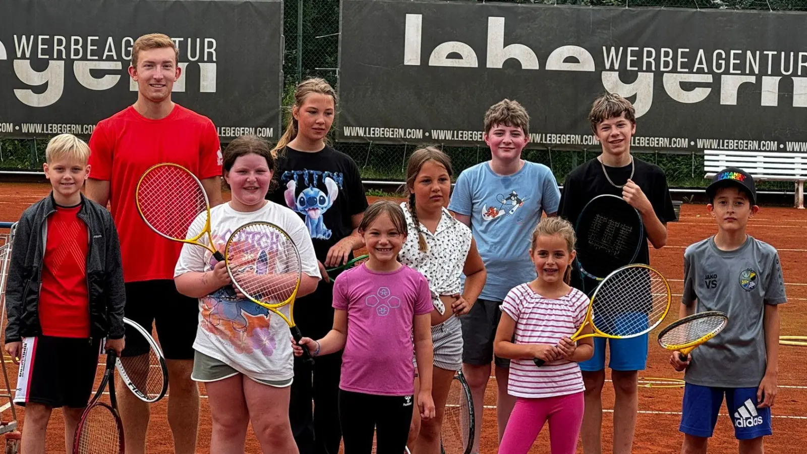 Tennis in den Ferien (Bild: Markus Wild)