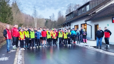 Zoigl-Lauf lockte zahlreiche Teilnehmer an den Start. (Bild: Oswald Zintl)