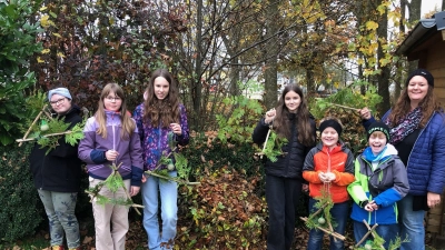 Herbstaktion der Schnittlauchräuber. (Bild: Oliver Becher )