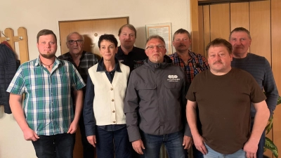 Die Vorstandschaft der Jagdgenossenschaft Pullenried. (Bild: Hubert Dobmeier)
