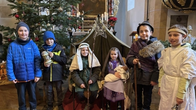 Krippenspiel in der evangelischen St. Peter und Paul-Kirche Mantel. (Bild: Barbara Oetzinger)