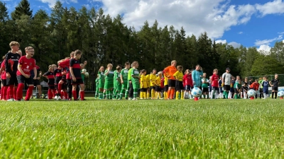 22 Vereine beteiligten sich am Kassecker-Cup, den der ASV Waldsassen auf seinem Gelände ausrichtete.  (Bild: Christina Kein/exb)